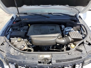 Jeep Grand Cherokee IV 2020 Jeep Grand Cherokee Laredo 2020 3.6l 3.6 Benzyna 293KM, zdjęcie 6