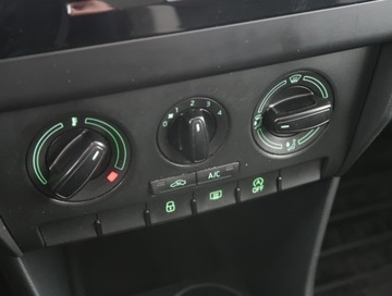 Skoda Rapid II Spaceback 1.4 TDI 90KM 2016 Skoda Rapid 1.4 TDI, Salon Polska, Serwis ASO, zdjęcie 11