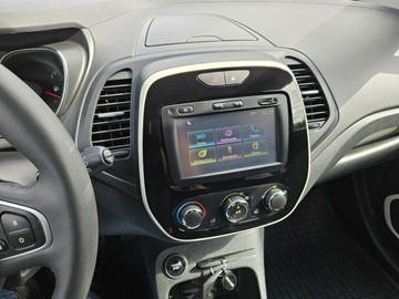 Renault Captur I Crossover Facelifting 0.9 Energy TCe 90KM 2018 Renault Captur 0,9 benzyna 90KM nawigacja, zdjęcie 11
