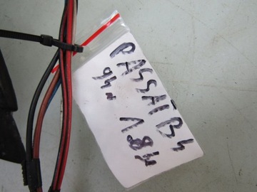 PASSAT B4 94R ZRCÁTKO PRAVÉ ELEKTRICKÉ