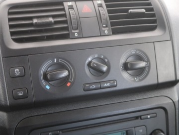 Skoda Fabia II Kombi Facelifting 1.2 TSI 85KM 2014 Skoda Fabia 1.2 TSI, Salon Polska, 1. Właściciel, zdjęcie 12