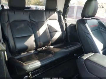 Jeep Wrangler IV Sport 4d Seria 5  2.0 GME Turbo  272KM 2018 Jeep Wrangler 2.0 272 KM, 4x4, Rubicon, krotki, drobna szkoda, od ubezpiec, zdjęcie 5