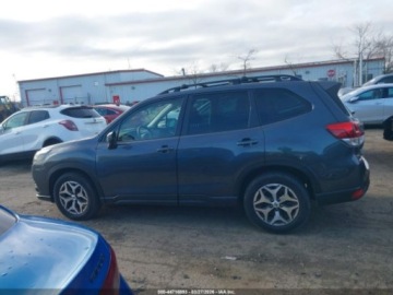 Subaru 2023 Subaru Forester 2023r., 4x4, 2.5L 2.5 Benzyna 182KM, zdjęcie 5