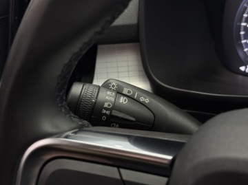 Volvo XC40 Crossover Plug-In 1.5 T4 Plug-in Hybrid 211KM 2021 Volvo XC 40 T4 Inscription Plug In Kamera cofania CarPlayAndroid Auto, zdjęcie 20