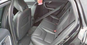 Volvo V60 I Kombi Facelifting 2.0 D4 DRIVE-E 190KM 2017 Volvo V60 2.0D 190kM Automat Led Navi Virtual Radar Skora GWARANCJA 2.0, zdjęcie 6