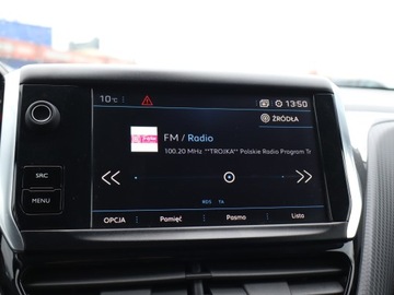 Peugeot 208 I Hatchback 5d Facelifting 1.2 PureTech 110KM 2018 Peugeot 208 1.2 PureTech, Salon Polska, zdjęcie 11