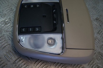 Jeep Grand Cherokee WK2 Потолочный светильник