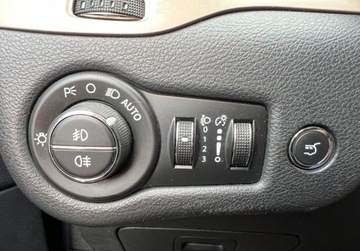 Jeep Cherokee V Terenowy 2.0 MJD 140KM 2014 Jeep Cherokee 2.0D 140KM 6B.Ledy Navi Klimatr.El.Klapa 2xPDC Po Rozrz.Fakt, zdjęcie 29