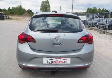 Opel Astra J Hatchback 5d 1.7 CDTI ECOTEC 110KM 2012 Opel Astra Opel Astra 1.7 CDTI DPF Cosmo, zdjęcie 6