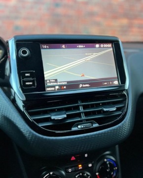 Peugeot 208 I Hatchback 5d Facelifting 1.2 PureTech 82KM 2017 Peugeot 208 Nawigacja Niski Przebieg Alu Gwarancja w cenie Warszawa VRVD, zdjęcie 18