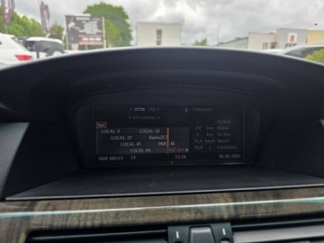 BMW Seria 5 E60 Touring 530 d 218KM 2004 BMW 530 3.0 Diesel 218 KM, Automat, Po Dużym, zdjęcie 16