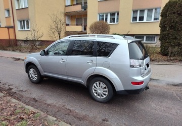 Mitsubishi Outlander II 2.0 DID DOHC 140KM 2008 Mitsubishi Outlander Mitsubishi Outlander 2,0 ..., zdjęcie 13