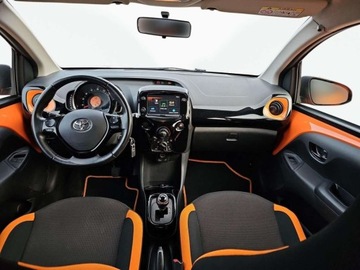 Toyota Aygo II Hatchback 3d Facelifting 1.0 VVT-i 72KM 2019 Toyota Aygo Salon PL, Automat, Kamera, Car Play Benzyna 72KM, zdjęcie 12