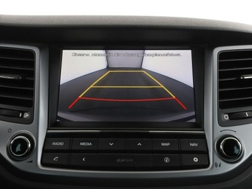 Hyundai Tucson III SUV 1.7 CRDI 115KM 2016 Hyundai Tucson navi PDC-kamera grzane fotele, zdjęcie 23