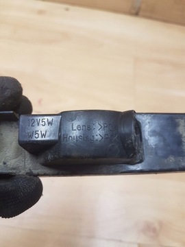 LAMPA OSVĚTLENÍ TABULKY ZADNÍ TOYOTA YARIS I