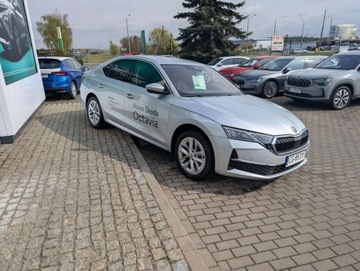 Skoda Octavia IV Liftback 2.0 TDI 150KM 2024 Skoda Octavia Selection 2,0 TDI 150 KM Autom. Skora, swiatla Matrix, 2.0, zdjęcie 5
