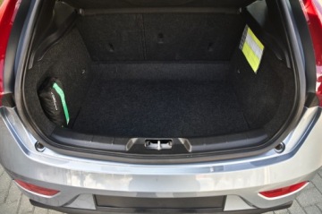 Volvo V40 II Hatchback Facelifting 2.0 D2 120KM 2018 VOLVO V40 INSCRIPTION PANORAMA JASNA SKÓRA AUTOMAT, zdjęcie 11