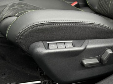 Peugeot 2008 II SUV Facelifting 1.2 PureTech 130KM 2025 Od ręki - GT 1.2 PureTech 130KM / Pakiet Vision i Drive Assist + Navi, zdjęcie 3