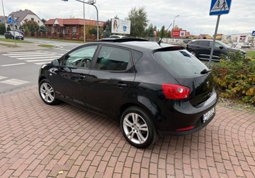 Seat Ibiza IV Hatchback 5d 1.2 TSI 105KM 2011 Seat Ibiza 1.2Tsi KLIMATRONIC Panorama dach Extra stan 1.2 Benzyna, zdjęcie 3