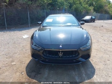 Maserati Ghibli III 2018 Maserati Ghibli 2018r, SQ4, Gransport, 3.0L 3.0 Benzyna 424KM, zdjęcie 2