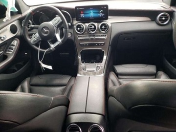 Mercedes GLC C254/X254 2022 Mercedes-Benz GLC 2022, 3.0L, 4x4, 43 AMG, od ubezpieczalni 3.0 Benzyna, zdjęcie 6