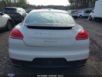 Porsche Panamera I Limuzyna Facelifting 3.6 310KM 2016 Porsche Panamera 2016r., Panamera 4, od ubezpieczalni 3.6 Benzyna 310KM, zdjęcie 5