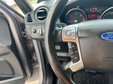Ford Galaxy III Van Facelifting 2.0 Duratorq TDCi DPF 140KM 2012 Ford Galaxy Automat 7-miejsc Nawigacja Bezwypadkowy Grzane Fotele Grzana S, zdjęcie 16