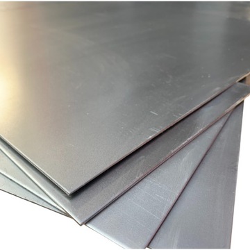 Лист стальной толщиной 100х100см, листовой металл толщиной 1мм.