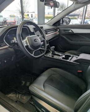 JAC 2025 JAC J7 Kolory dostepne od reki: Czerwony, Szary, Niebieski 1.5 Benzyna, zdjęcie 10