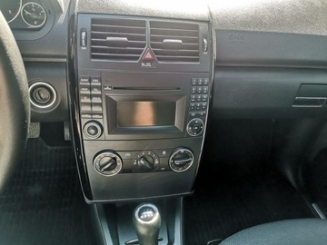 Mercedes Klasa A W169 Coupe 2.0 180 CDI 109KM 2010 Mercedes A 180 2.0 CDI 109KM Navi Klima LIFT GW, zdjęcie 14