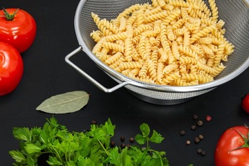 Дуршлаг, кухонное сито для рисовых макарон, нержавеющая сталь, 20 см.