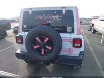 Jeep Wrangler IV 2023 Jeep Wrangler 4-Door Sahara Altitude 2023 2.0 Benzyna 270KM, zdjęcie 4