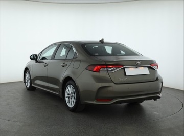 Toyota Corolla XII Sedan 1.5 VVT-i 125KM 2022 Toyota Corolla 1.5 VVT-i, Salon Polska, zdjęcie 3