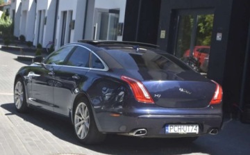 Jaguar XJ VII X351 Sedan SWB 3.0L V6D 600 275KM 2015 Jaguar XJ Jaguar XJ 3.0 V6 S Premium Luxury 3.0 Diesel 275KM, zdjęcie 4