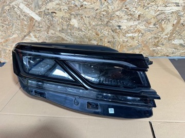Lampa prawy przód prawa R-Line Matrix Full LED Volkswagen Touareg III EU