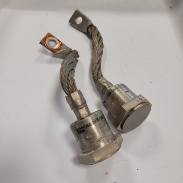 Dioda prostownicza D66-200R-08-0-0-Y