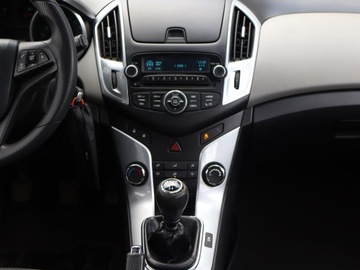 Chevrolet Cruze Hatchback 5d 1.6 16V DOHC 124KM 2013 Chevrolet Cruze 1.6 i 16V, Salon Polska, VAT 23%, zdjęcie 11