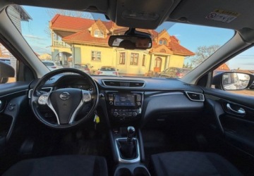 Nissan Qashqai II Crossover 1.2 DIG-T 115KM 2015 Nissan Qashqai 1.2 Benzyna 115KM, zdjęcie 15