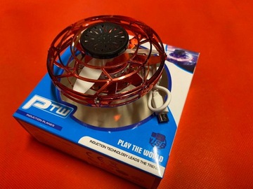 СВЕТЯЩИЙСЯ летающий спиннер FlyNova Pro Led