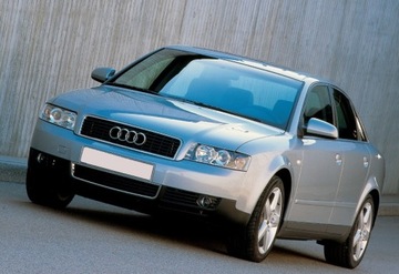 AUDI A4 B6 MALÉ MŘÍŽKA STŘEDNÍ  MASKA STŘÍBRNÁ