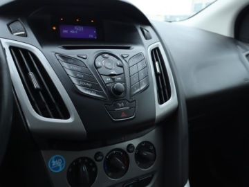 Ford Focus III Kombi 1.0 EcoBoost 125KM 2012 Ford Focus 1.0 EcoBoost, Klima,ALU, zdjęcie 11