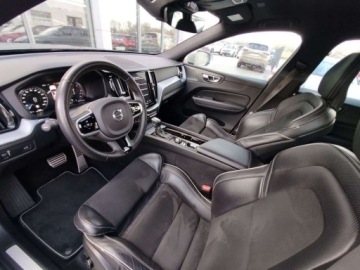 Volvo XC60 II Crossover D4 190KM 2019 Volvo XC 60 Volvo XC60 2.0 Diesel 190KM R-Design Automat FV23 2.0 Diesel, zdjęcie 13