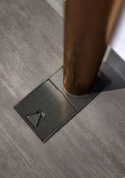 ОЧИСТИТЕЛЬ БОКОВЫХ ЖЕЛОБОВ DRAIN 110 Черный Универсальный Сифон