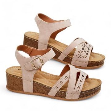 BEŻOWE SANDAŁKI DAMSKIE RIVER 39