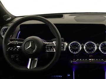 Mercedes GLB SUV 2.0 220d 190KM 2025 MERCEDES-BENZ GLB 220 d 4-Matic AMG Line 2.0 (190KM) 2025, zdjęcie 4