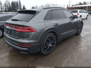 Audi Q8 2021 Audi Q8 Prestige 55 Tfsi Quattro Tiptronic 2021 3.0 Benzyna 335KM, zdjęcie 5