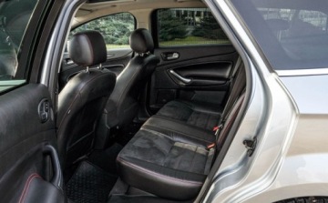 Ford Mondeo IV Kombi 2.0 Duratorq TDCi DPF 140KM 2010 Ford Mondeo 2,0TDCI Automat Alcantara Pakiet ST 2.0 Diesel 140KM, zdjęcie 7