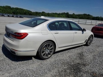 BMW Seria 7 G11-G12 2018 BMW Seria 7 RWD po gradzie, od ubezpieczalni 3.0 Benzyna 333KM, zdjęcie 3