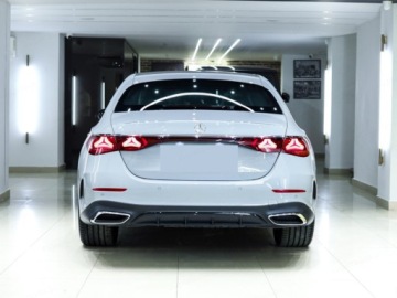 Mercedes Klasa E W214 Sedan 2.0 220d 197KM 2025 E Klasa 220 d 4-Matic AMG 2.0 (197KM) 2025, zdjęcie 3