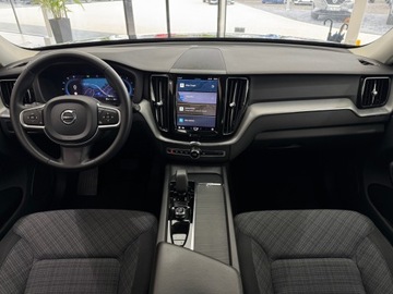 Volvo XC60 II 2022 Volvo XC 60 B4 D Essential / 1 właściciel / Salon, zdjęcie 12
